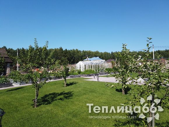 Индивидуальная теплица Ботаник в белом цвете!