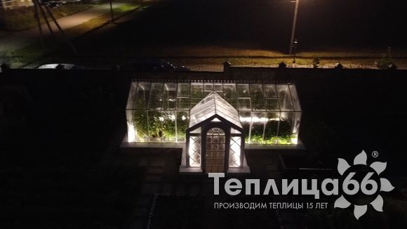 Индивидуальная теплица Ботаник в белом цвете!