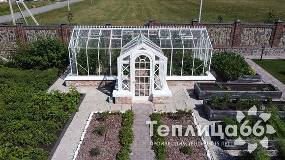 Индивидуальная теплица Ботаник в белом цвете!