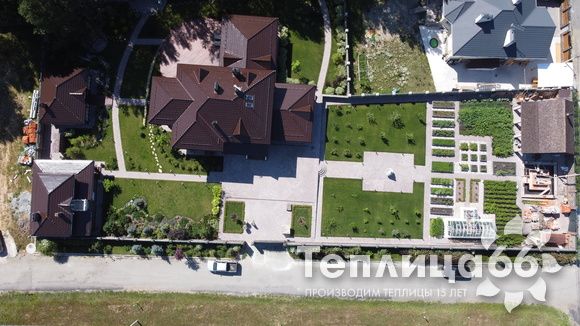 Индивидуальная теплица Ботаник в белом цвете!